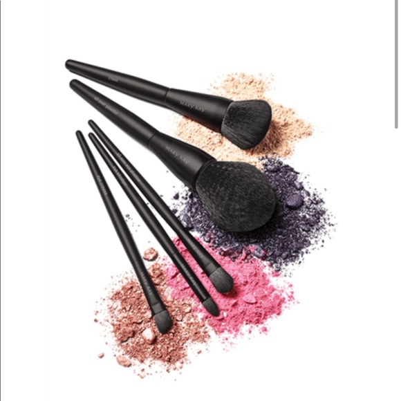 Essential Brush